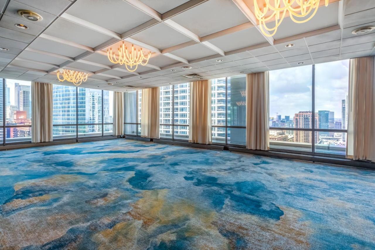 Voco Chicago Downtown - Riverwalk By Ihg Exterior photo